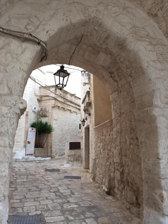 Trullo Al Monte Bed & Breakfast Ceglie Messapica Exterior photo
